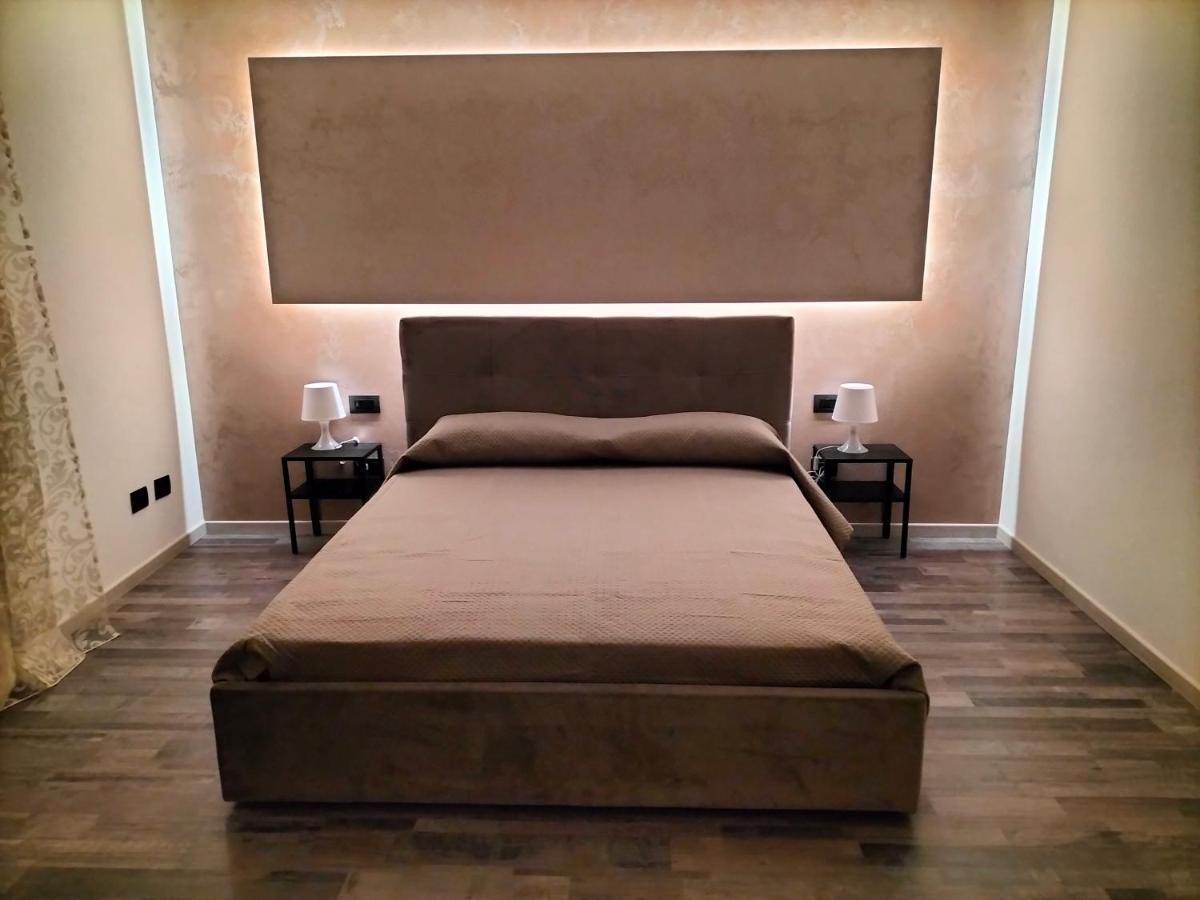 Santiago Rooms Caltagirone Exterior photo